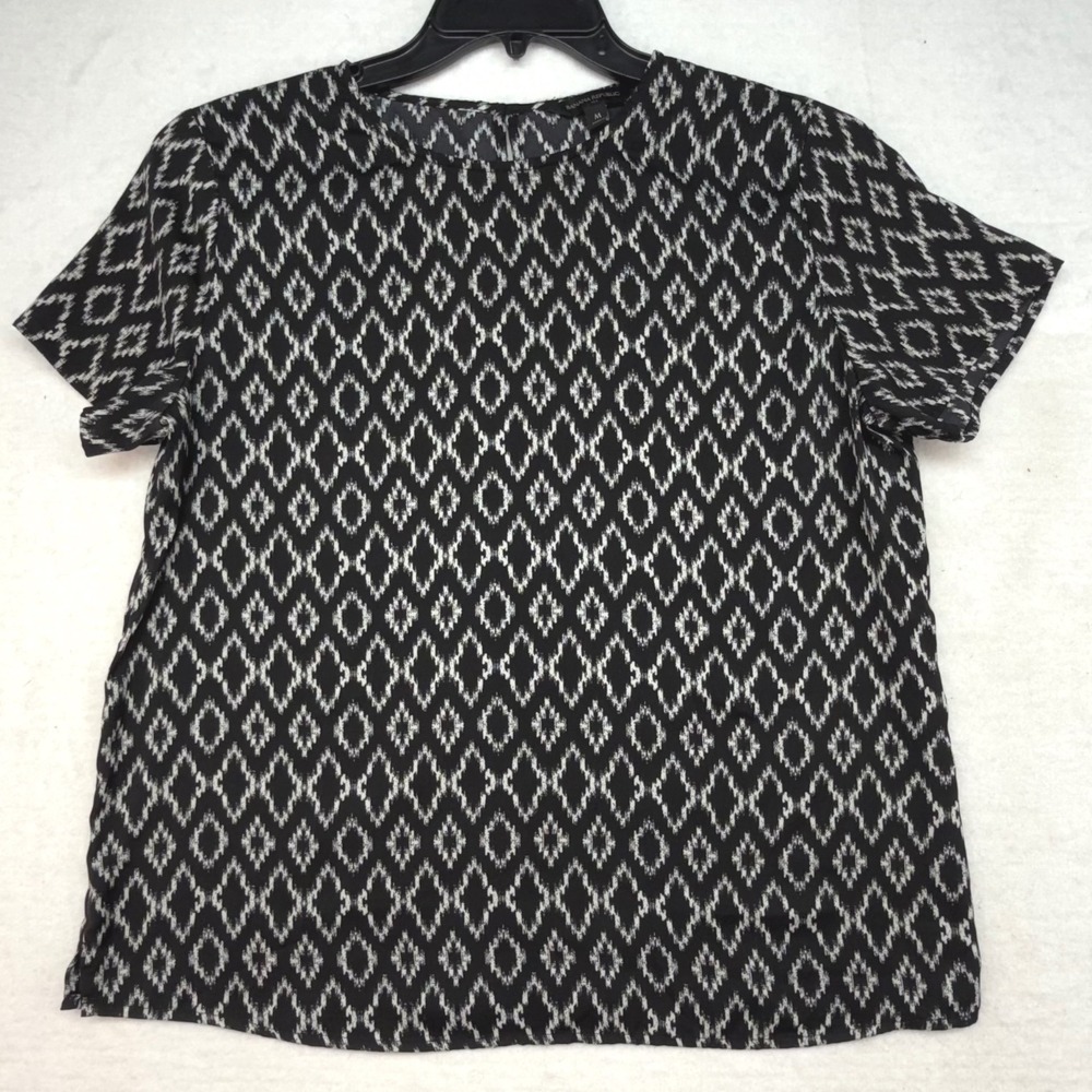 Banana Republic Black White Diamond Print Short‎ Sleeve Top Size M